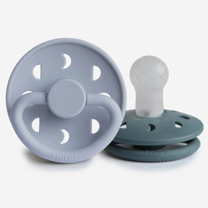 FRIGG Moon Silicone Pacifier 2 Pack Powder Blue/Slate